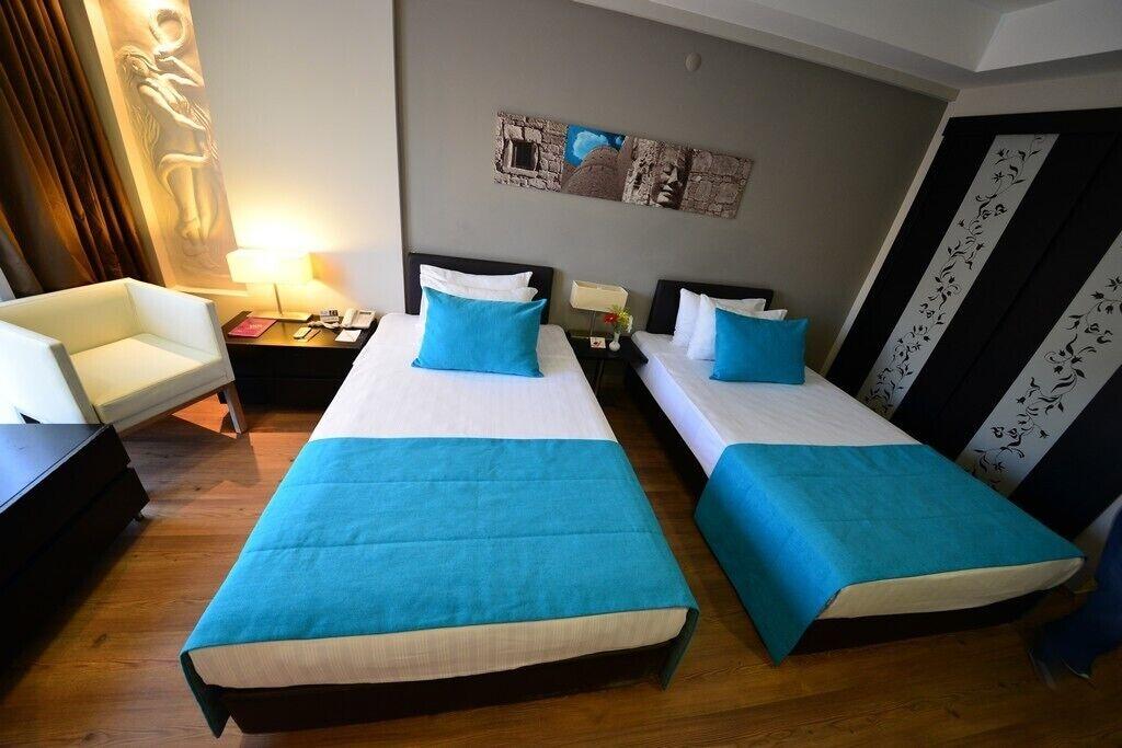 May Park Hotel Измир Экстерьер фото