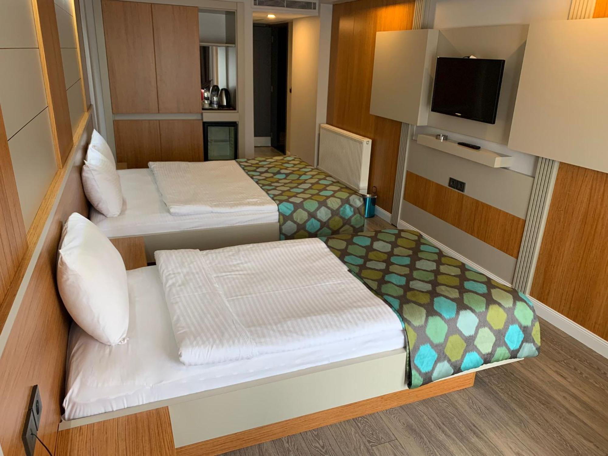 May Park Hotel Измир Экстерьер фото